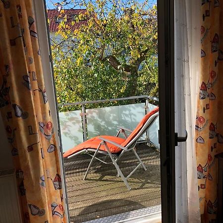 2 Zimmer Wohnung Mit Balkon - Naehe Messe Haar  Kültér fotó