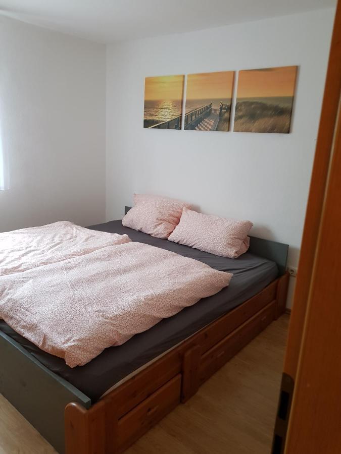 2 Zimmer Wohnung Mit Balkon - Naehe Messe Haar  Kültér fotó