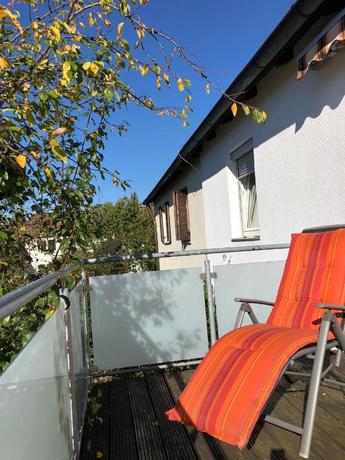 2 Zimmer Wohnung Mit Balkon - Naehe Messe Haar  Kültér fotó